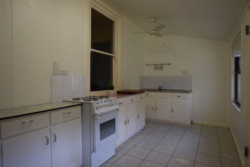 5 Mulhall Street, Port Augusta SA 5700, Port Augusta - Thumbnail 4