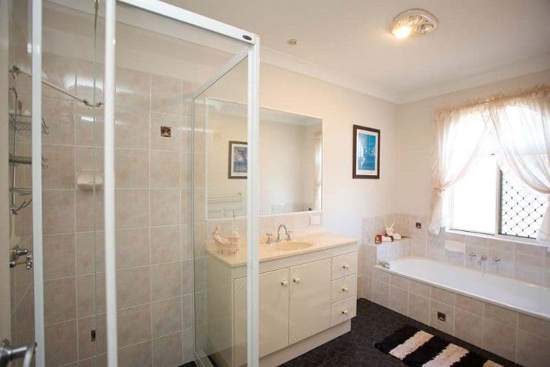 19 Marianna Street, MANSFIELD QLD 4122, Mansfield - Thumbnail 8