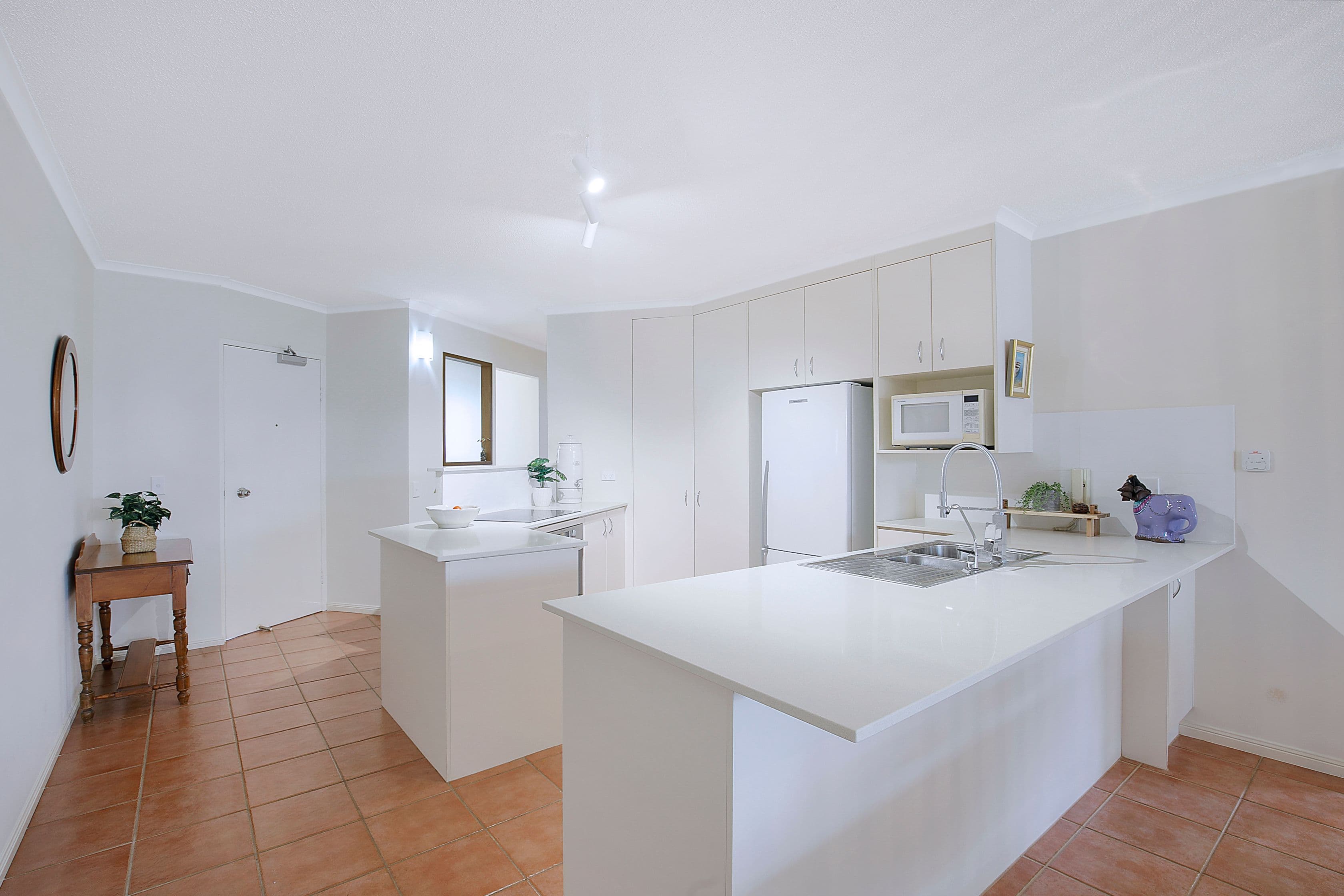 51 Landsborough Avenue, Scarborough QLD 4020, Scarborough - Thumbnail 6