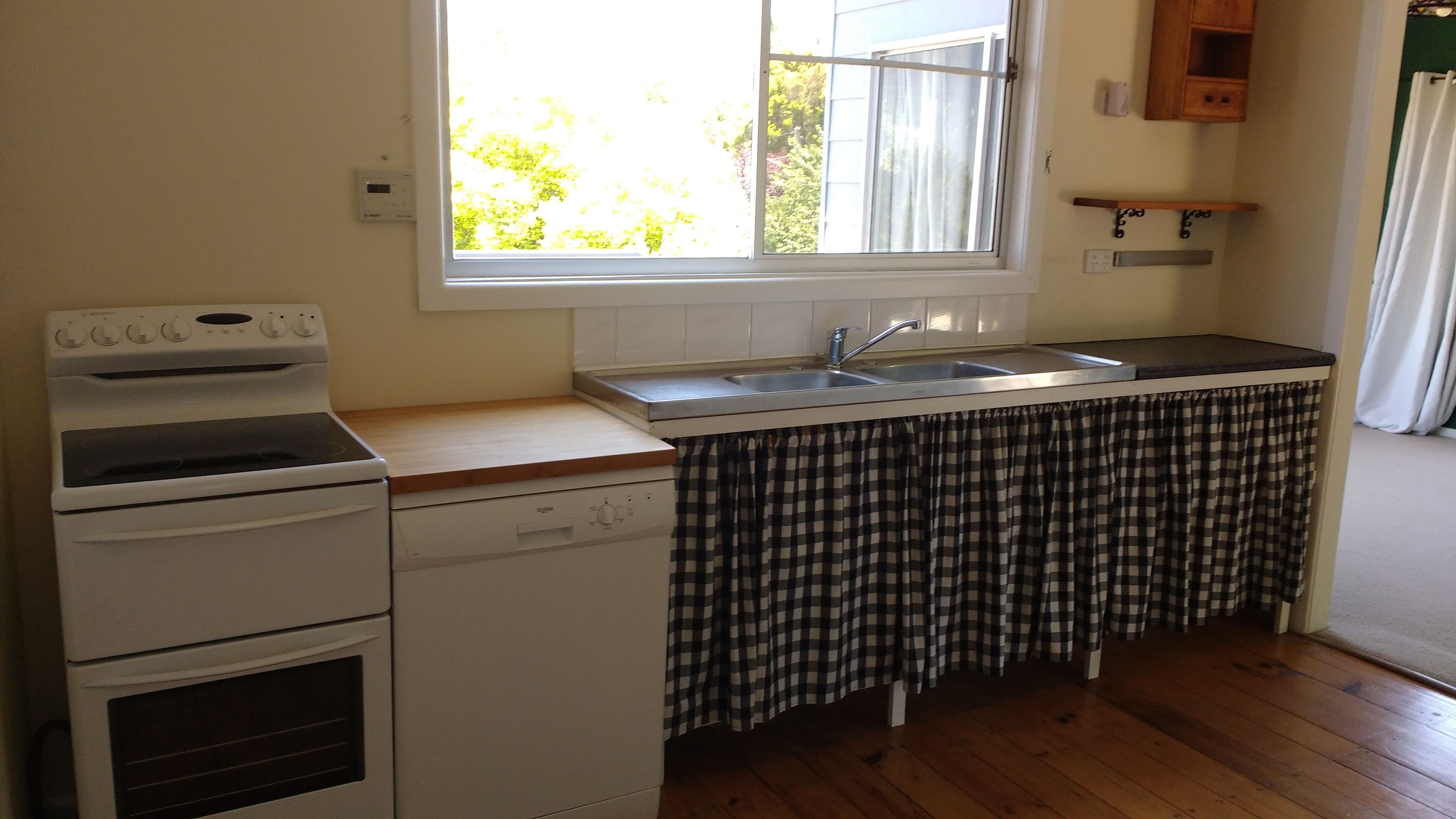28 Torrington, Glen Innes NSW 2370, Glen Innes - Thumbnail 4