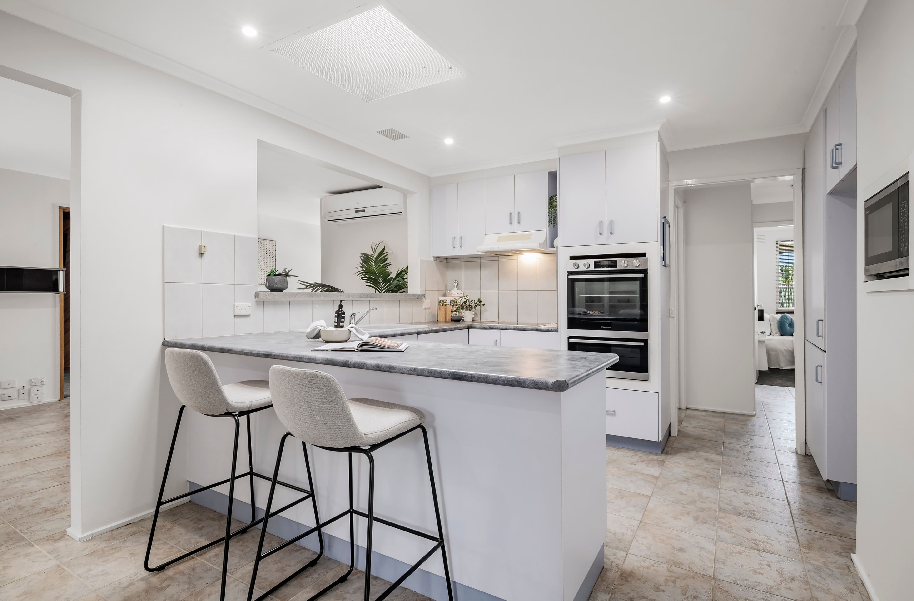47 Coventry Crescent, Mill Park VIC 3082, Mill Park - Thumbnail 2