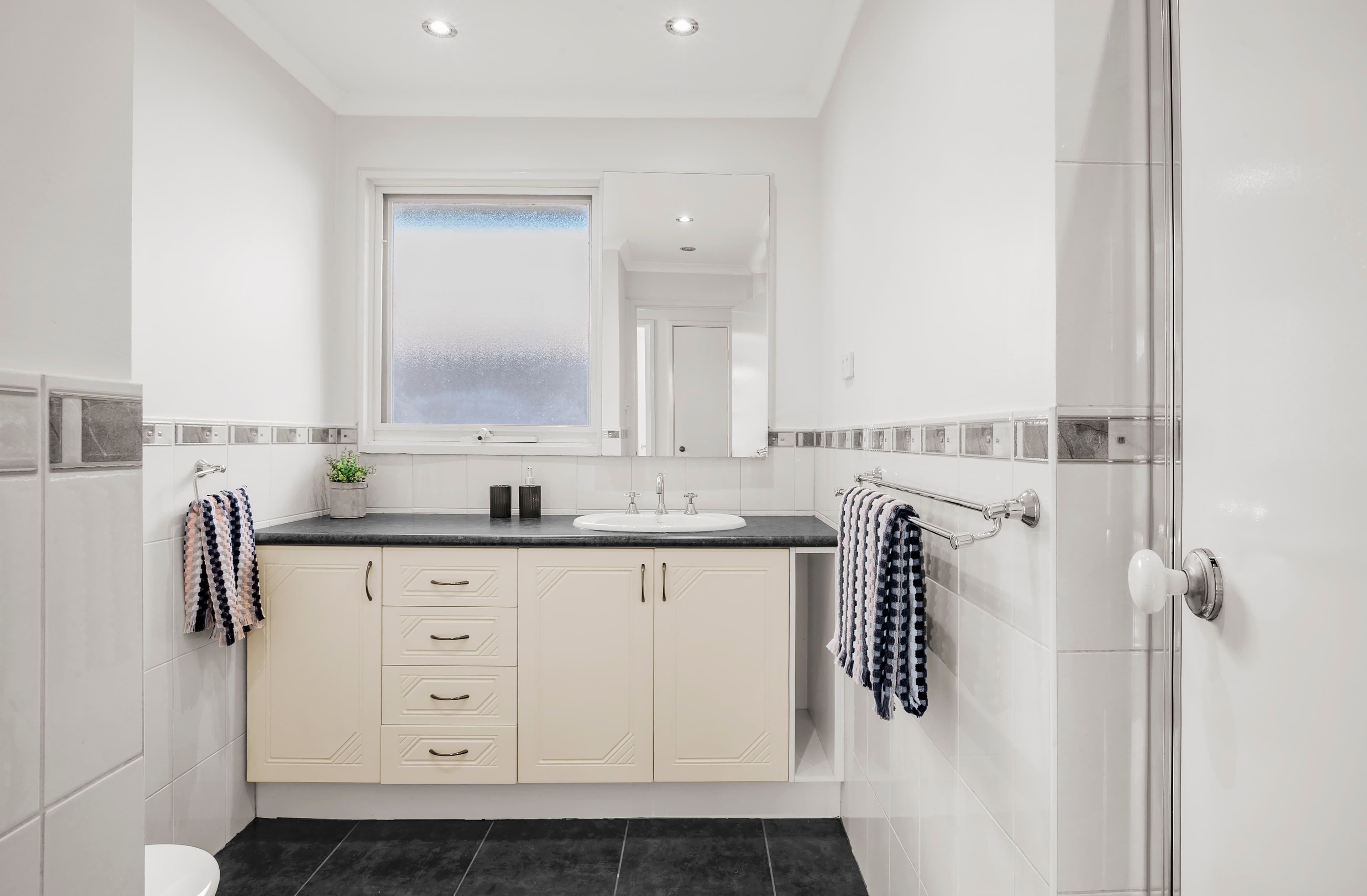 47 Coventry Crescent, Mill Park VIC 3082, Mill Park - Thumbnail 8