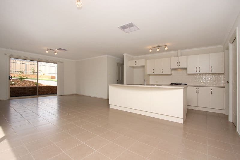 58 Wallace Drive, CRAIGMORE SA 5114, Craigmore - Thumbnail 2