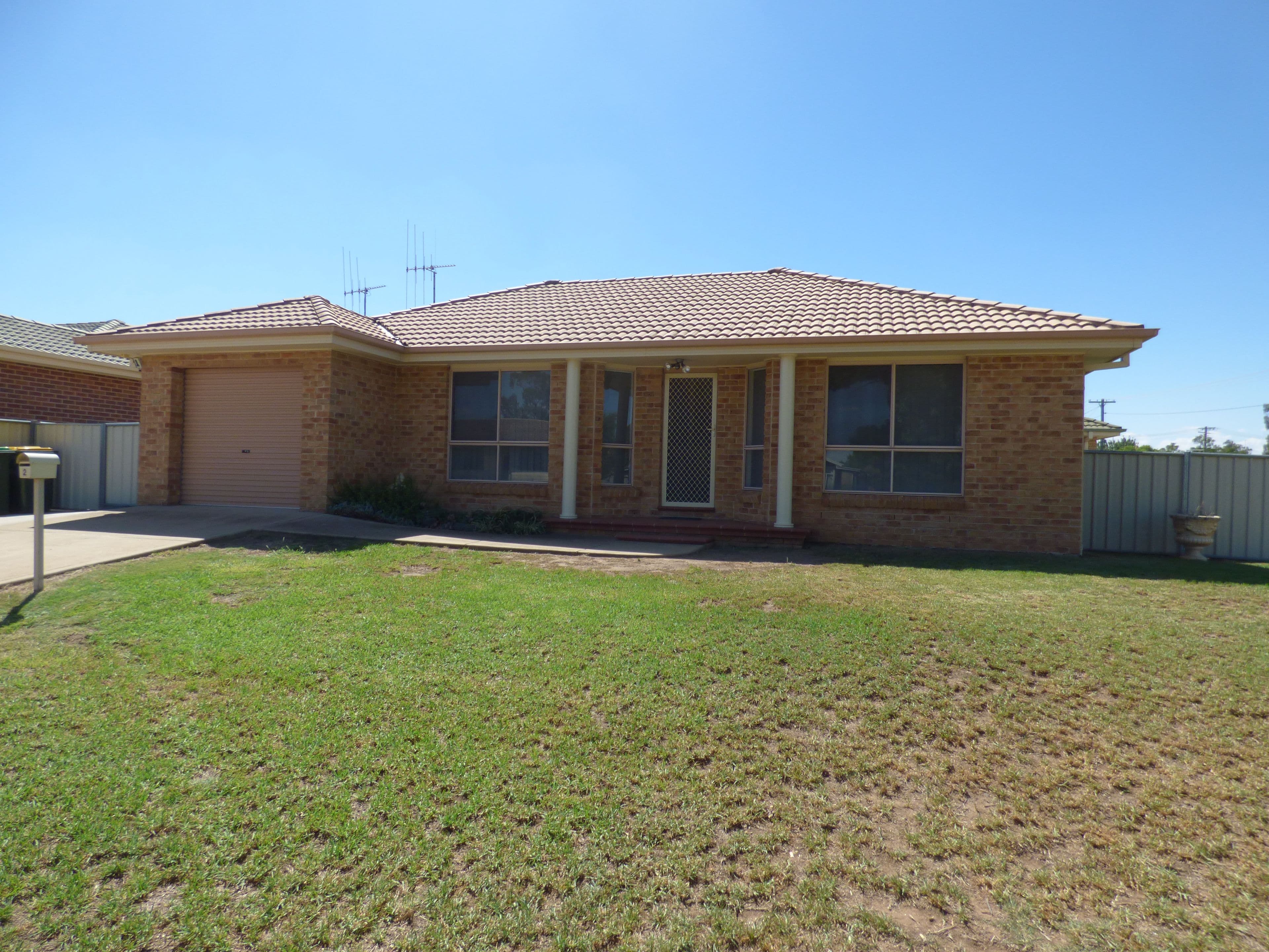 2 Clarence Street, Forbes - Image 1