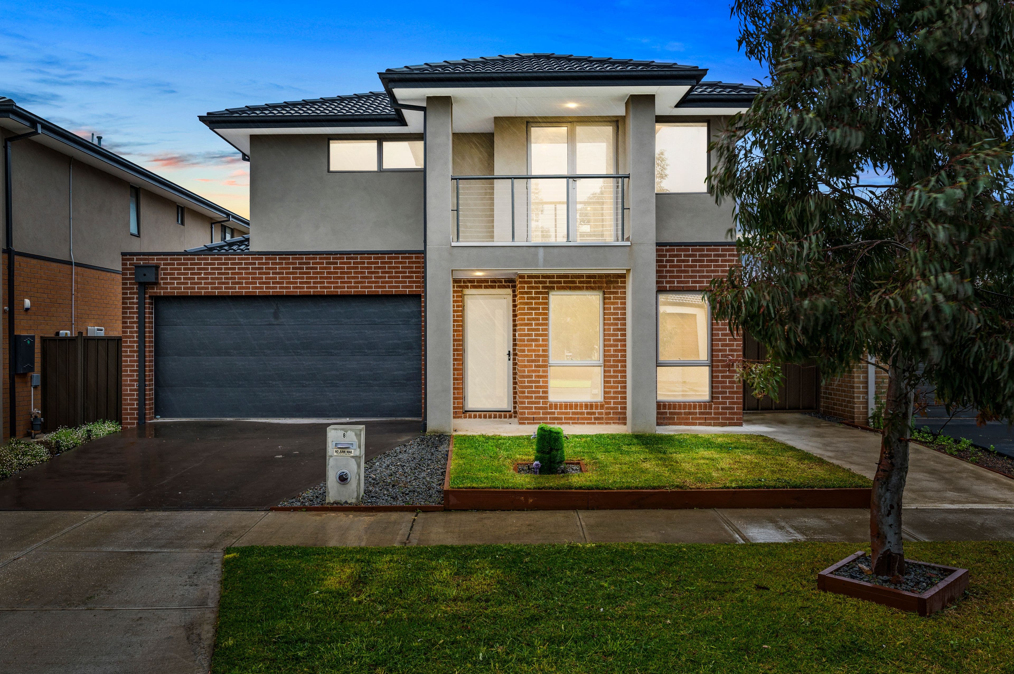 8 Sapphire Road, COBBLEBANK VIC 3338, Cobblebank - Image 1