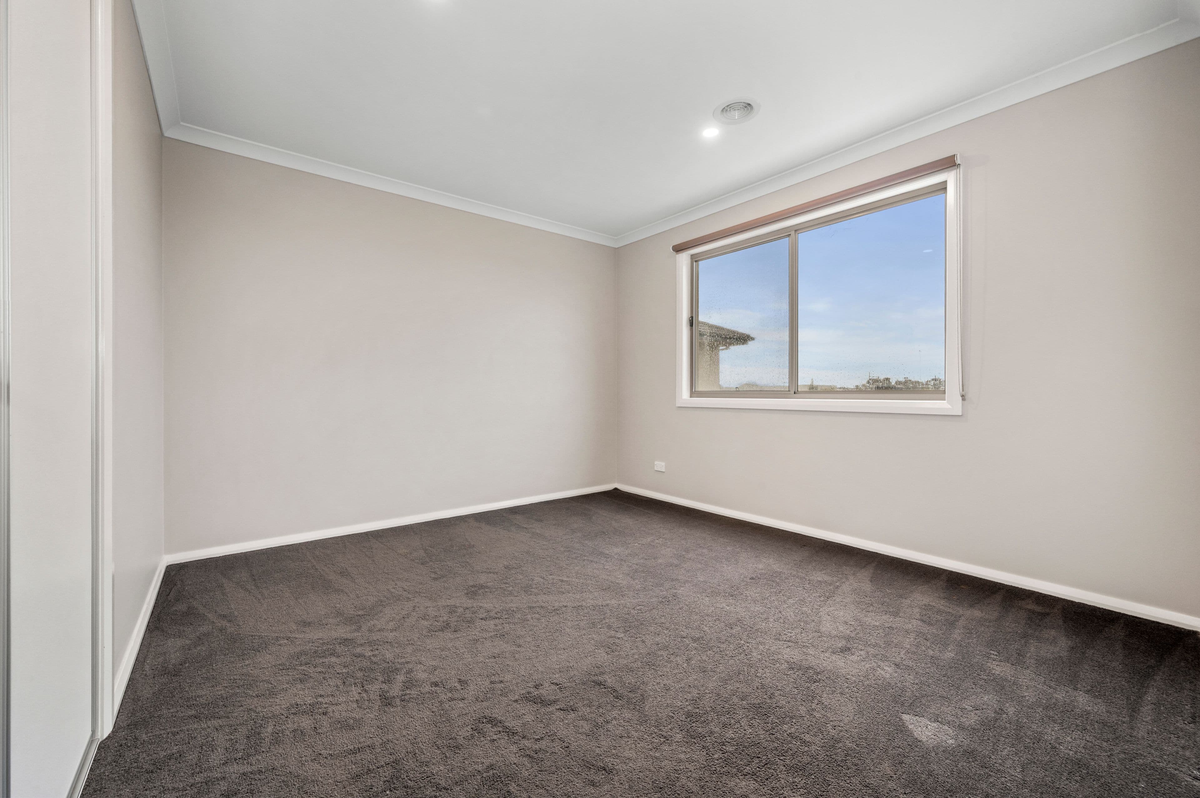 8 Sapphire Road, COBBLEBANK VIC 3338, Cobblebank - Thumbnail 8