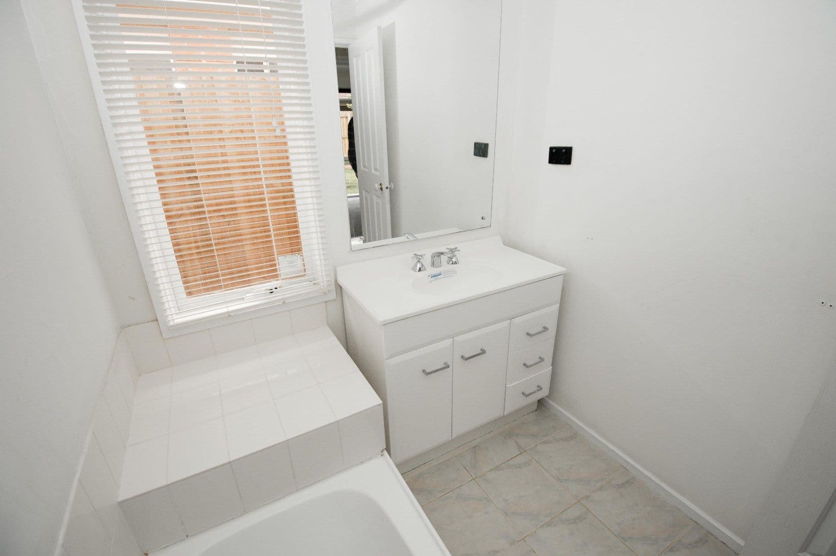 2 Brooke Court, HOPPERS CROSSING VIC 3029, Hoppers Crossing - Thumbnail 4