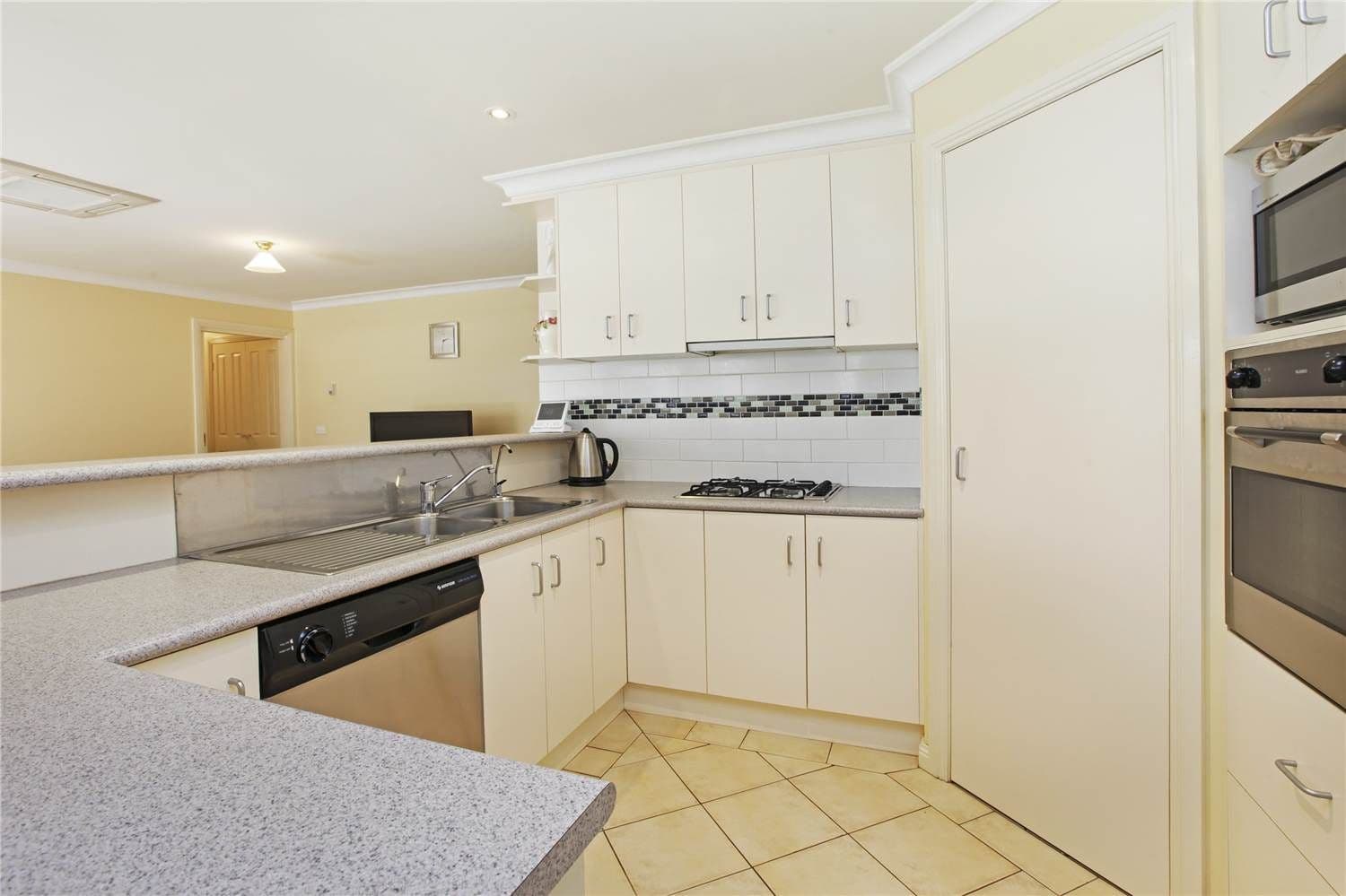 5 Keen Place, LARA VIC 3212, Lara - Thumbnail 3