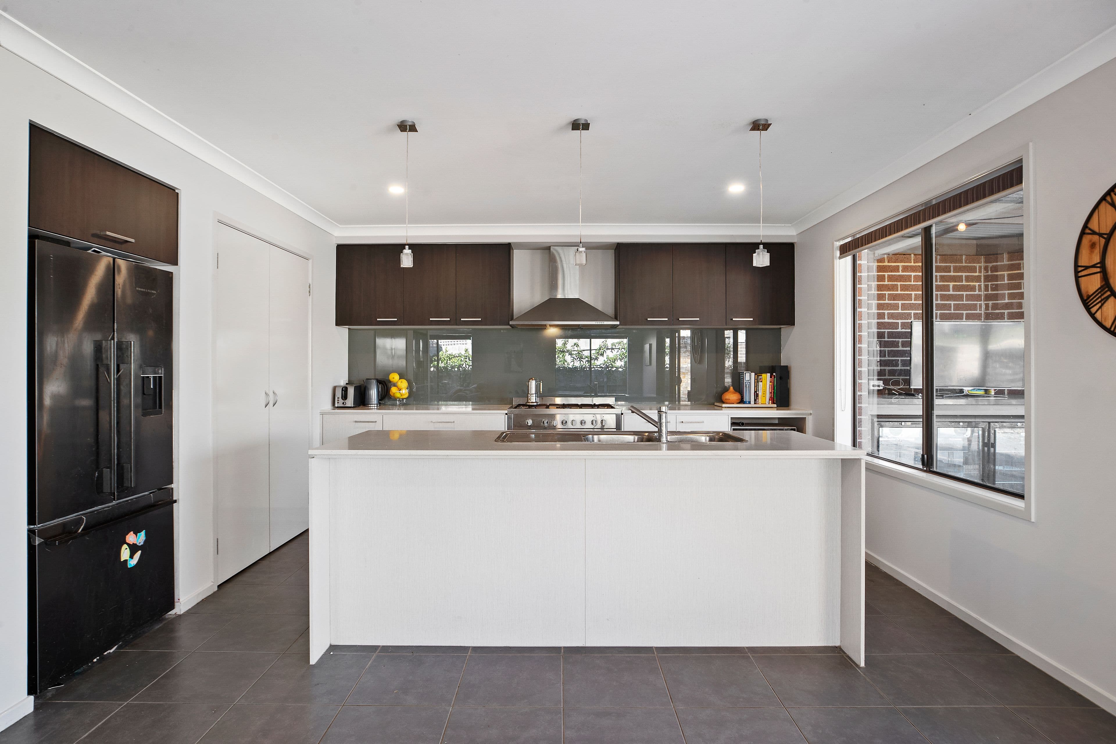 12 Jessica Drive, Hampton Park VIC 3976, Hampton Park - Thumbnail 2
