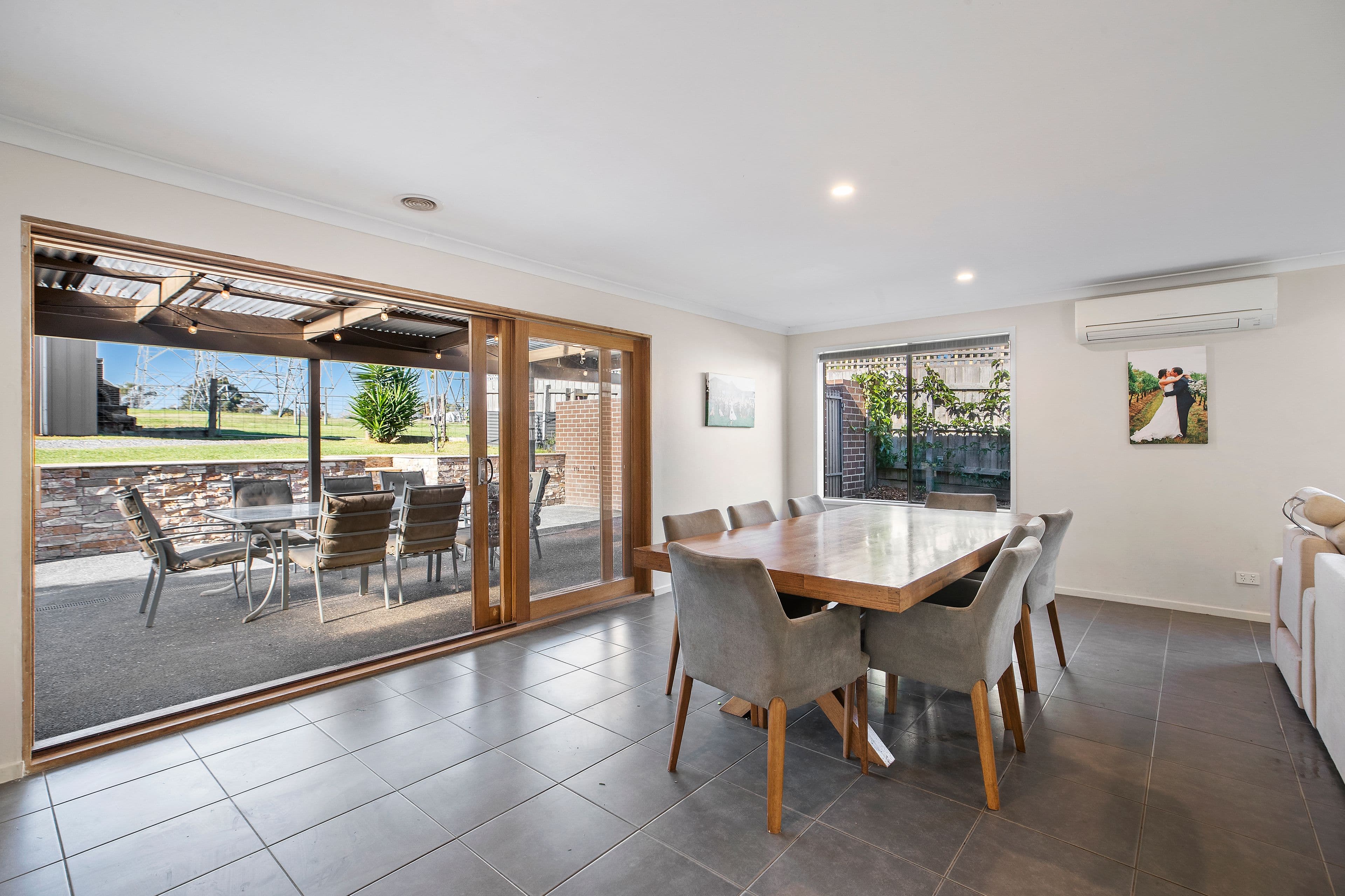 12 Jessica Drive, Hampton Park VIC 3976, Hampton Park - Thumbnail 4