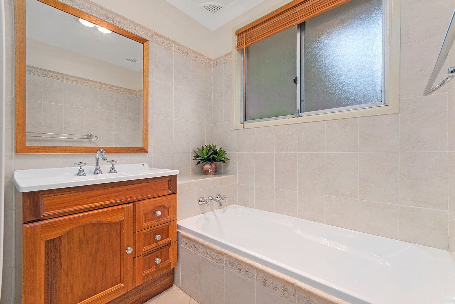 3 Banjo Street, Heathcote NSW 2233, Heathcote - Thumbnail 7