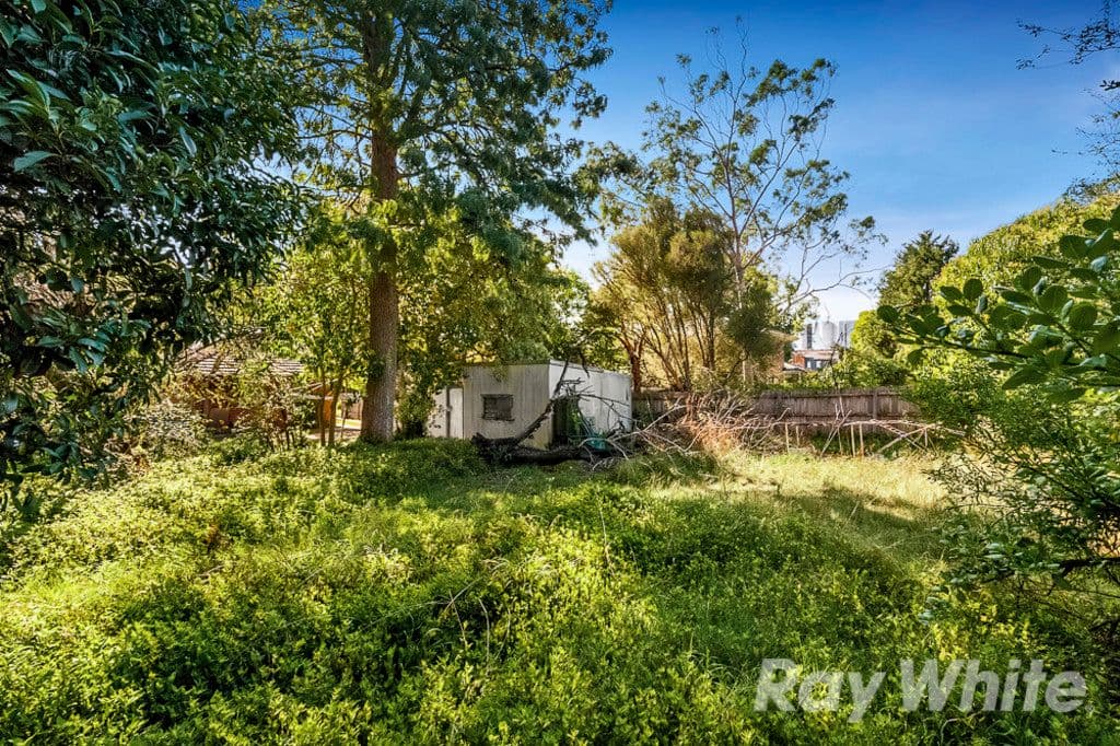 66 Lincoln Avenue, Glen Waverley VIC 3150, Glen Waverley - Thumbnail 3