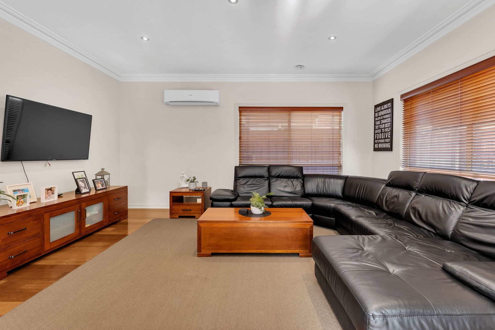 10 Foley Court, Hoppers Crossing VIC 3029, Hoppers Crossing - Thumbnail 3