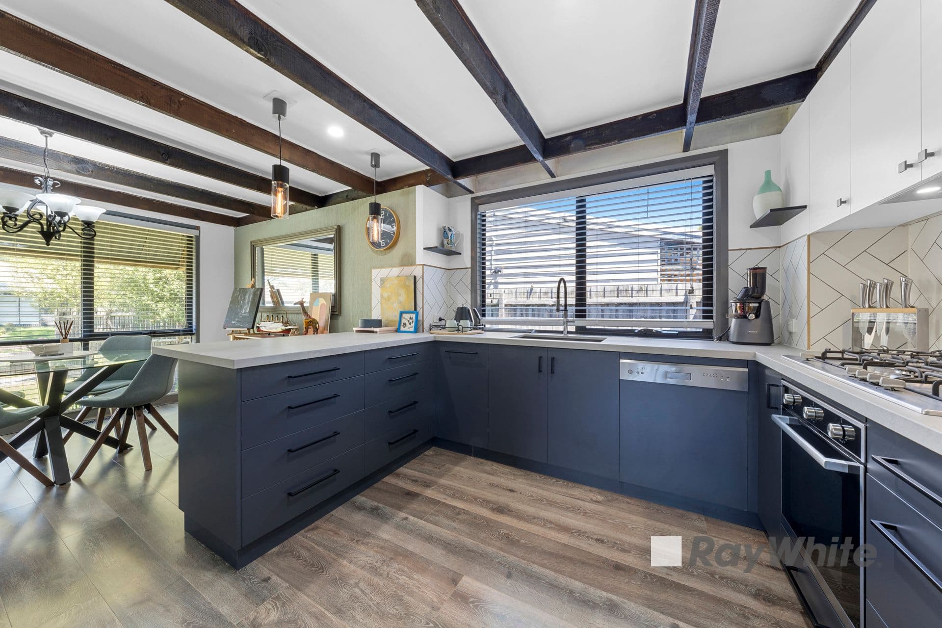 35 Woodlands Crescent, Narre Warren VIC 3805, Narre Warren - Thumbnail 4