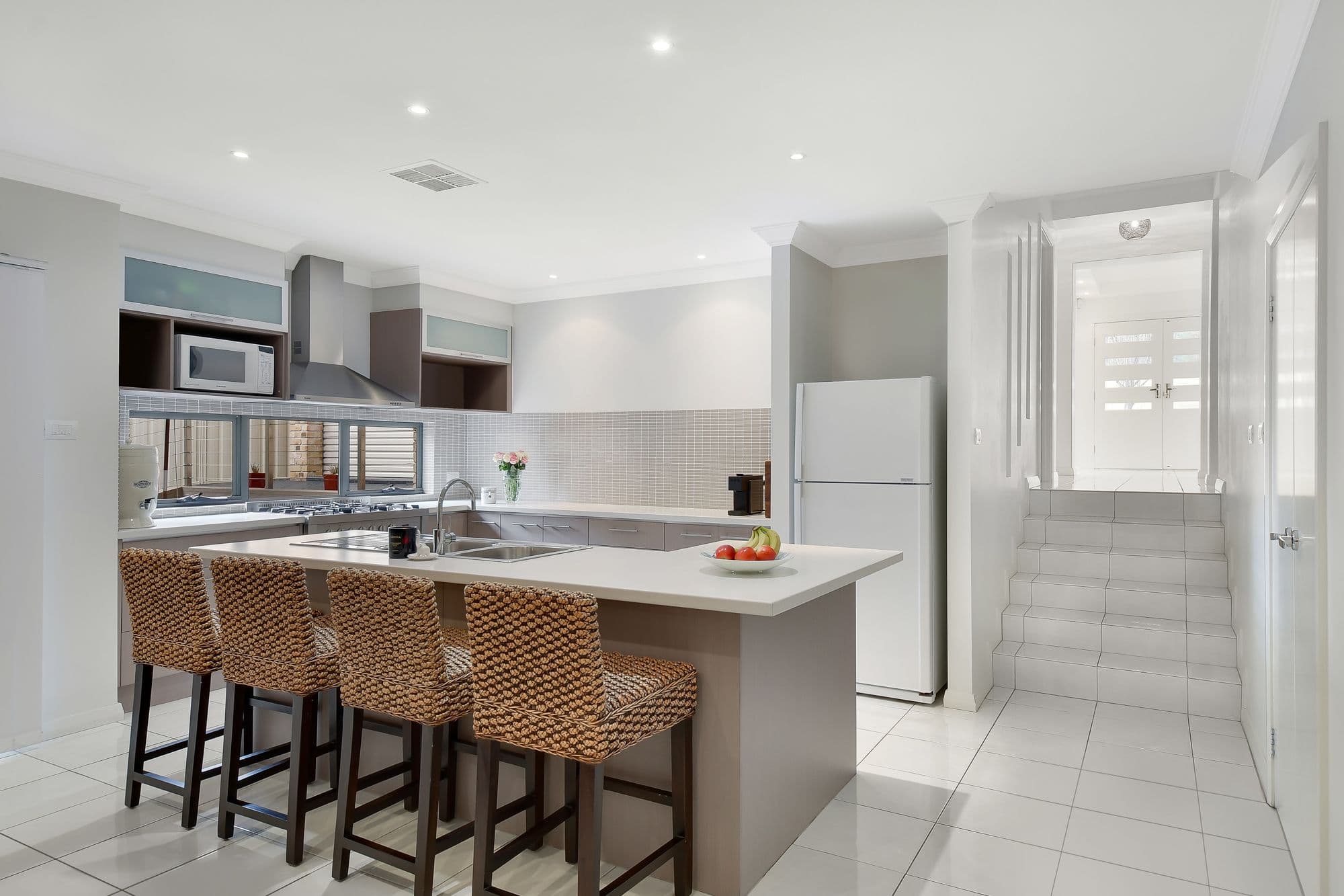 18 Towra Court, Harrington Park - Thumbnail 2