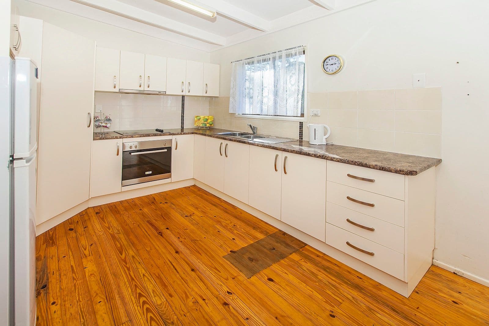 11 Ronald Street, BUNDAMBA QLD 4304, Bundamba - Thumbnail 4