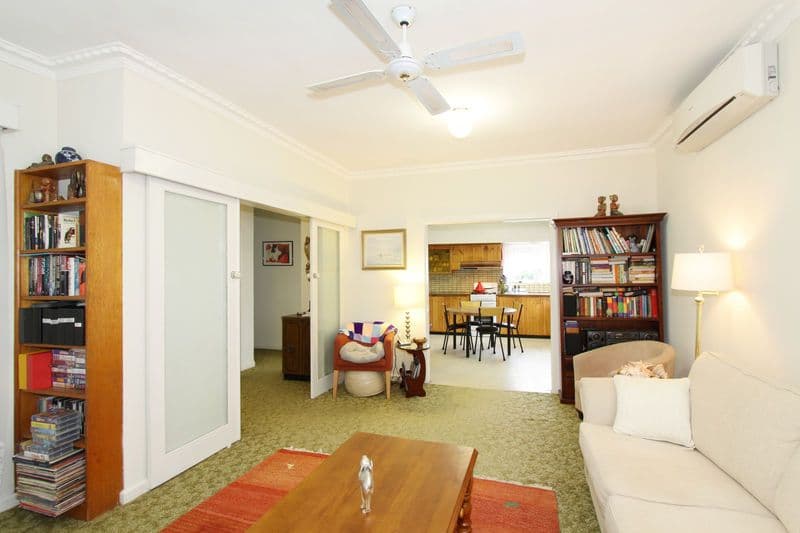 70 Macrina Street, OAKLEIGH EAST VIC 3166, Oakleigh East - Thumbnail 4