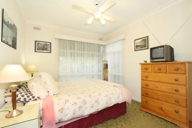 70 Macrina Street, OAKLEIGH EAST VIC 3166, Oakleigh East - Thumbnail 5