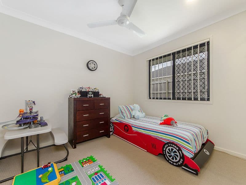 10 Aldgate Crescent, Pacific Pines QLD 4211, Pacific Pines - Thumbnail 7