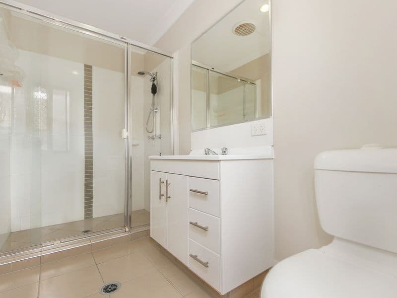 10 Aldgate Crescent, Pacific Pines QLD 4211, Pacific Pines - Thumbnail 8
