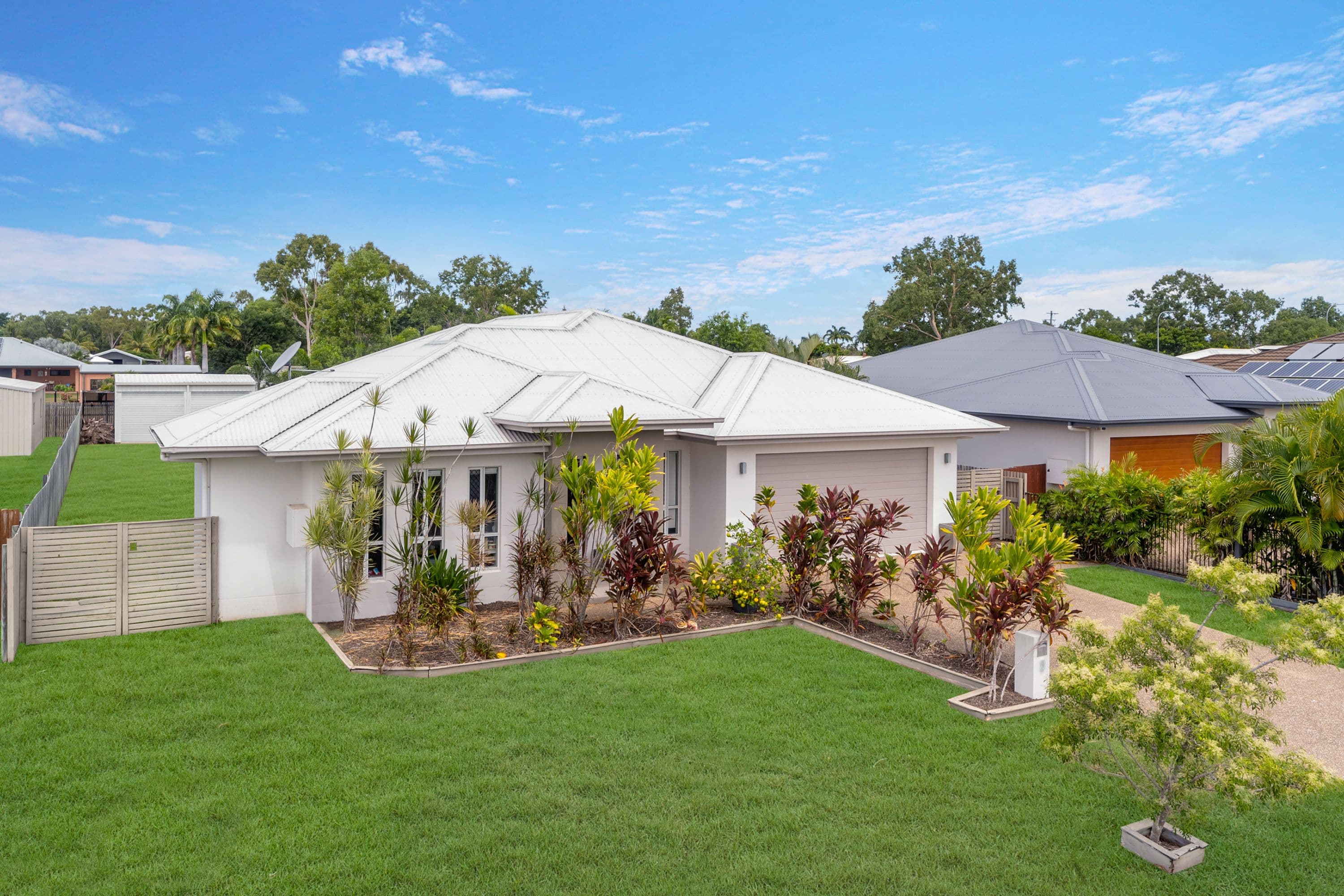 9 Beach Oak Drive, Mount Low QLD 4818, Mount Low - Image 1