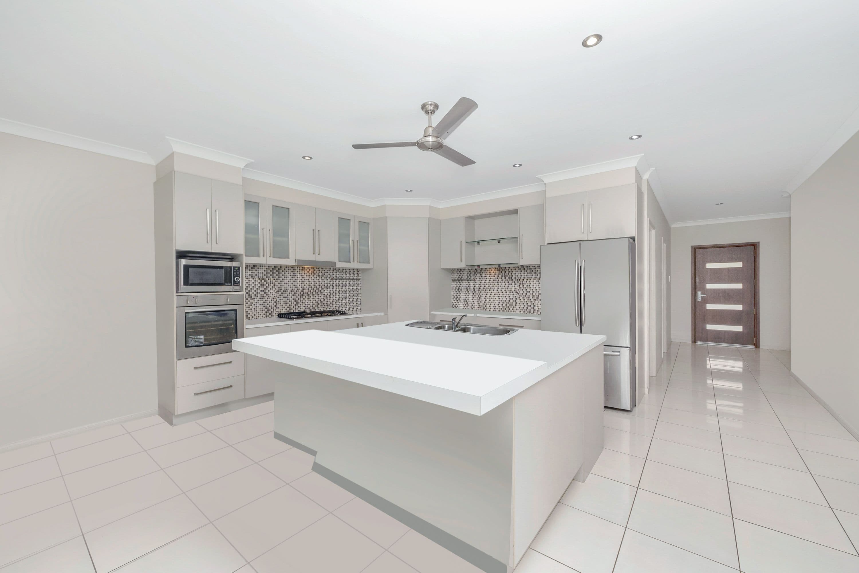 9 Beach Oak Drive, Mount Low QLD 4818, Mount Low - Thumbnail 2