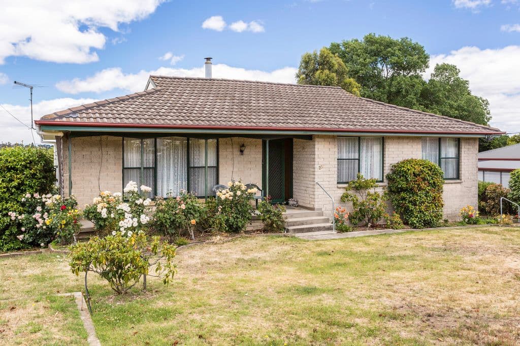25 Collins Street, Evandale TAS 7212, Evandale - Thumbnail 2