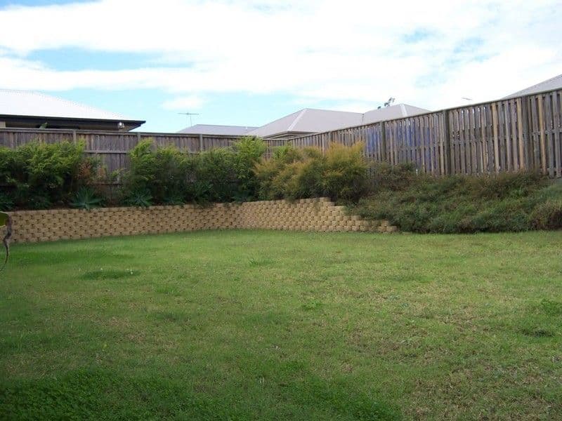 13 Maidenwell Road, ORMEAU QLD 4208, Ormeau - Thumbnail 5
