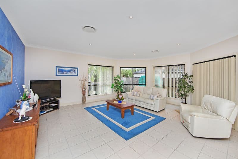 53 Sir Joseph Banks Drive, Bateau Bay NSW 2261, Bateau Bay - Thumbnail 2