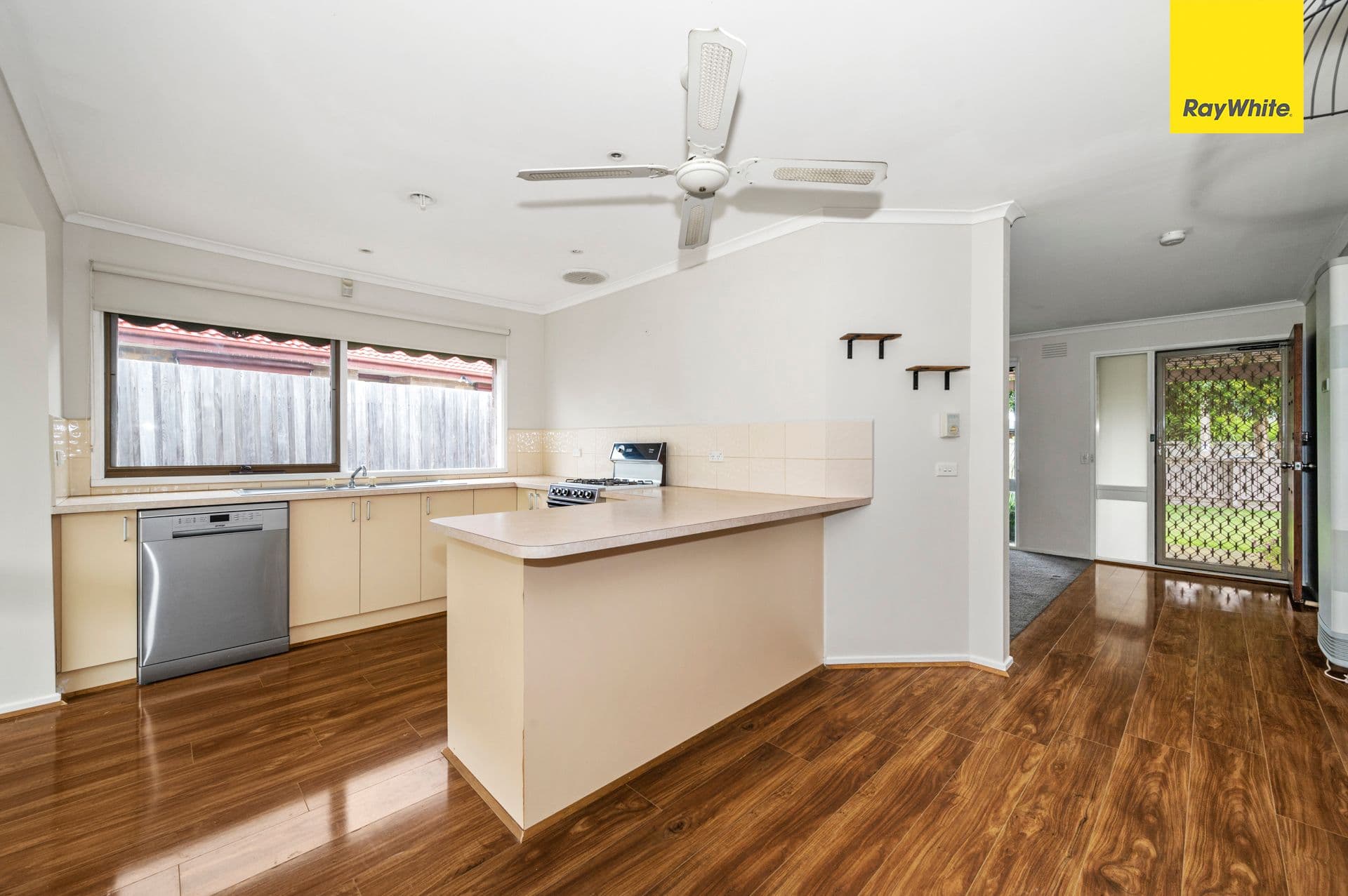 7 Childs Street, Melton South VIC 3338, Melton South - Thumbnail 2