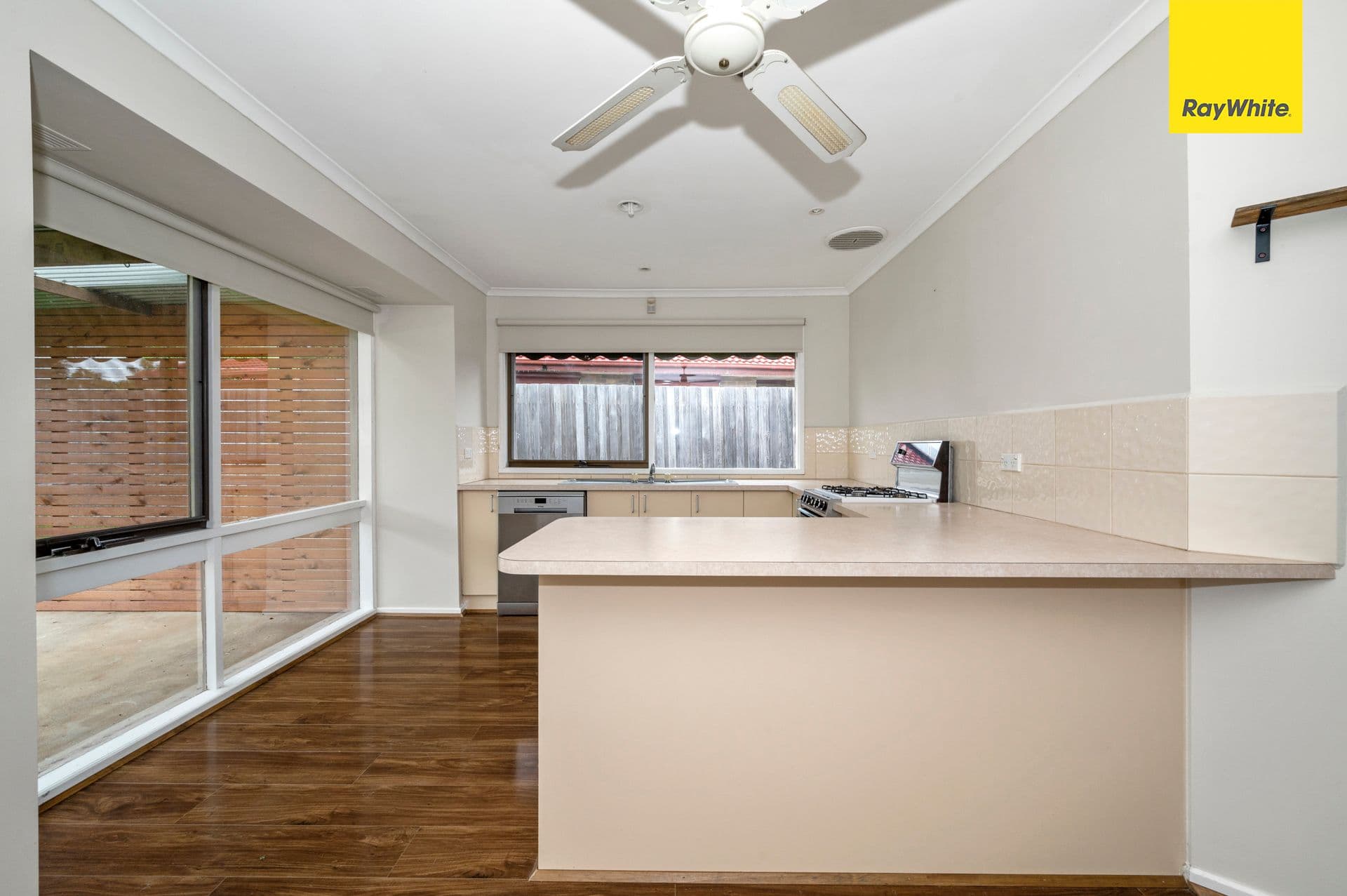 7 Childs Street, Melton South VIC 3338, Melton South - Thumbnail 3