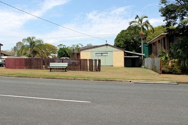 35 Acland Drive, STRATHPINE QLD 4500, Strathpine - Thumbnail 2