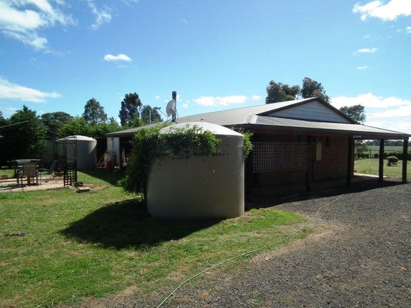 32 Gillespie Street, NAGAMBIE VIC 3608, Nagambie - Thumbnail 2