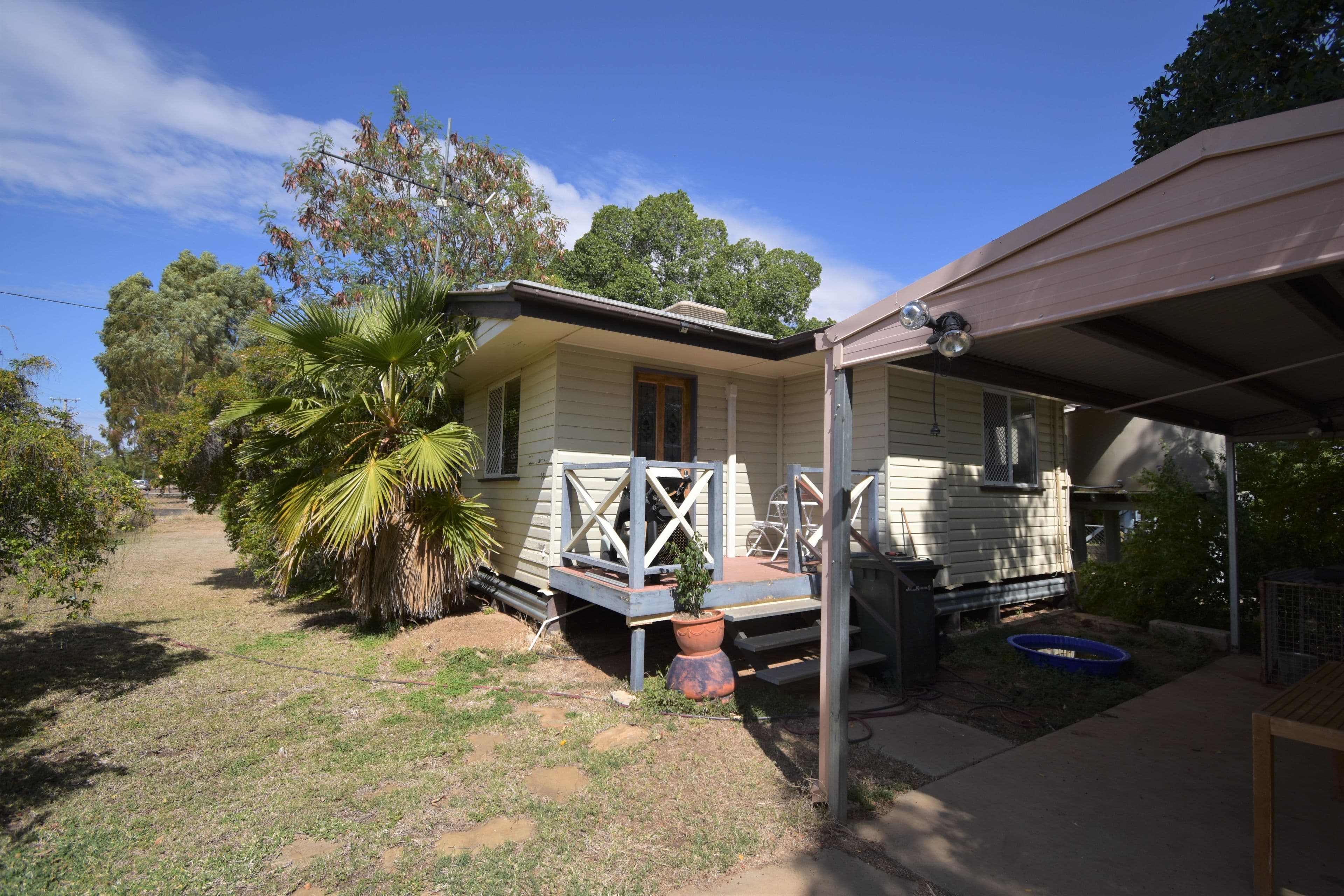11 Jabiru Street, Longreach QLD 4730, Longreach - Thumbnail 2
