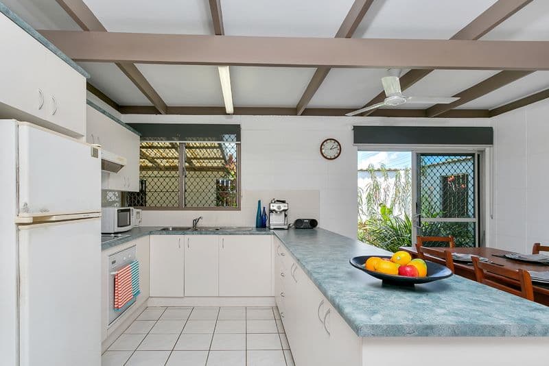 12 Duignan Street, Whitfield QLD 4870, Whitfield - Thumbnail 5