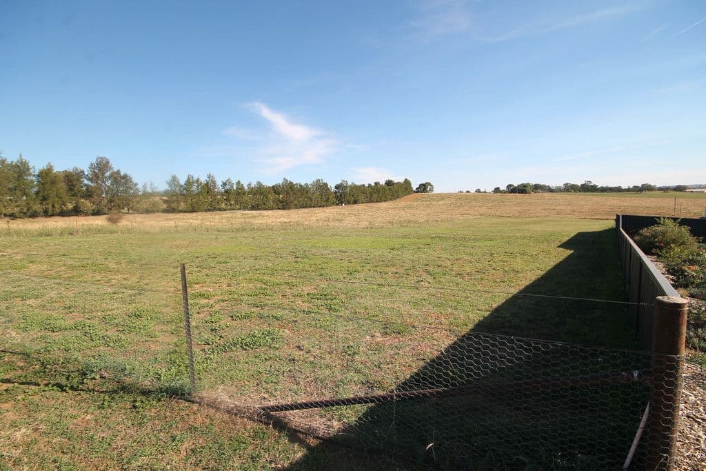 189 Henry Lawson Way, Young NSW 2594, Young - Thumbnail 3