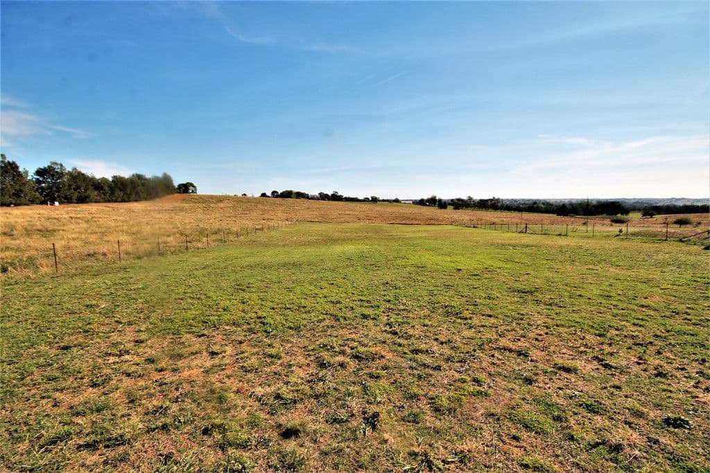 189 Henry Lawson Way, Young NSW 2594, Young - Thumbnail 4