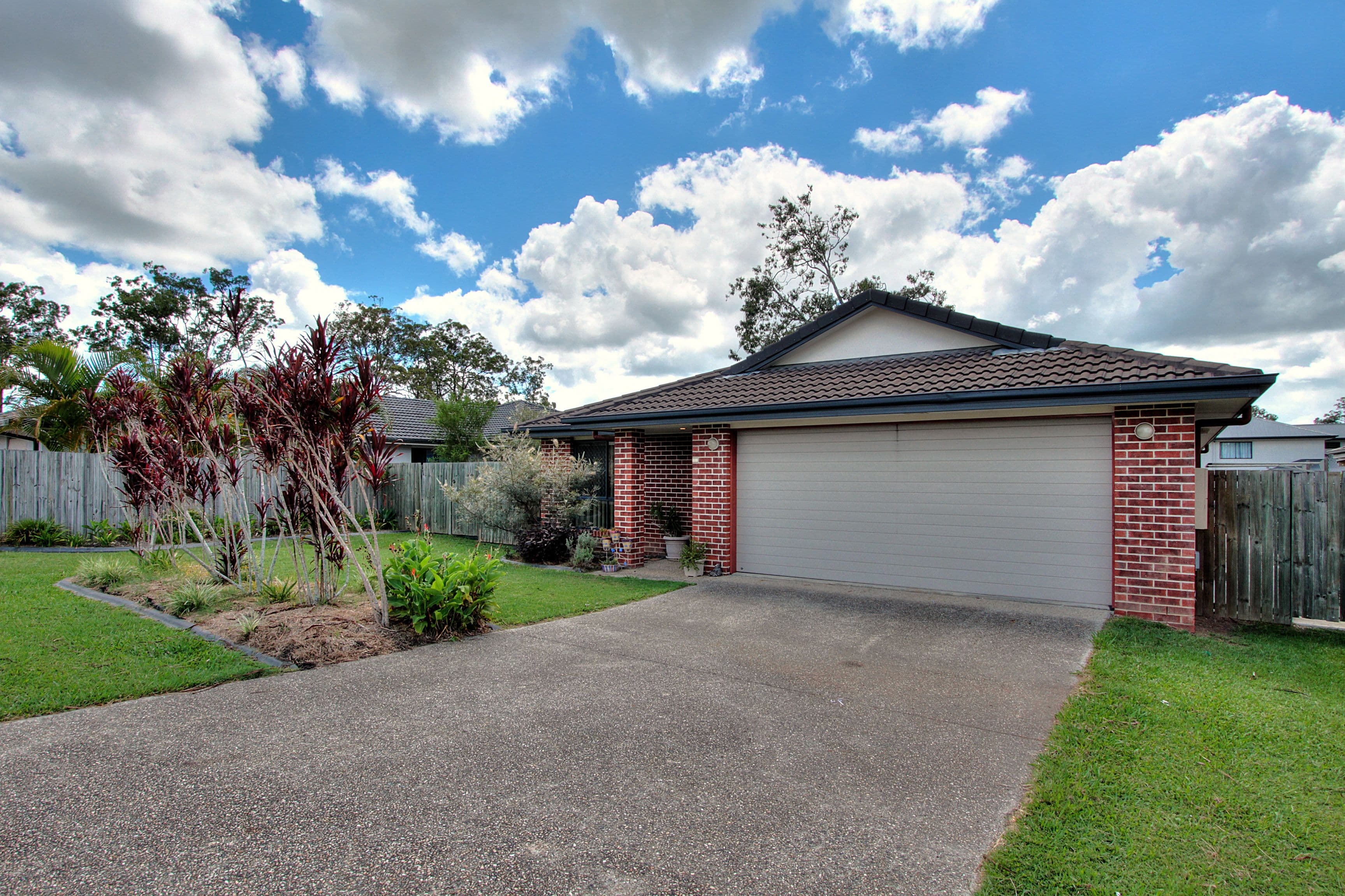 32 Pinelands Street, Loganlea QLD 4131, Loganlea - Image 1
