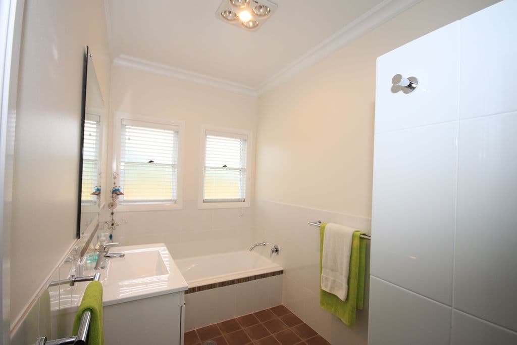 343 Forest Road, TAMWORTH NSW 2340, Tamworth - Thumbnail 6