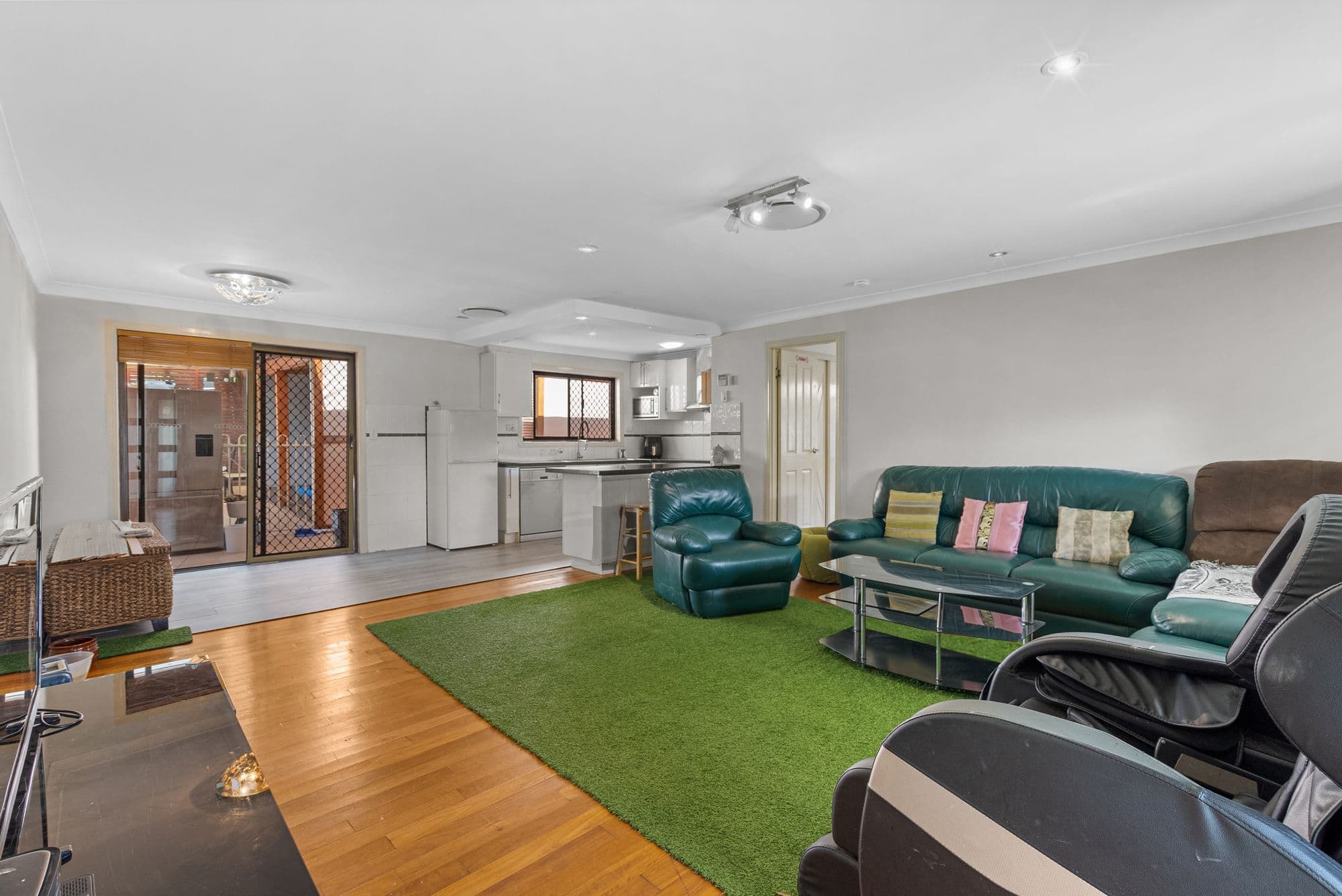 17 Parker Street, Shailer Park QLD 4128, Shailer Park - Thumbnail 4