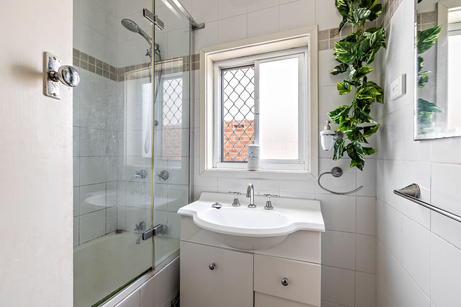 22 Beach Street, Belmont South - Thumbnail 5