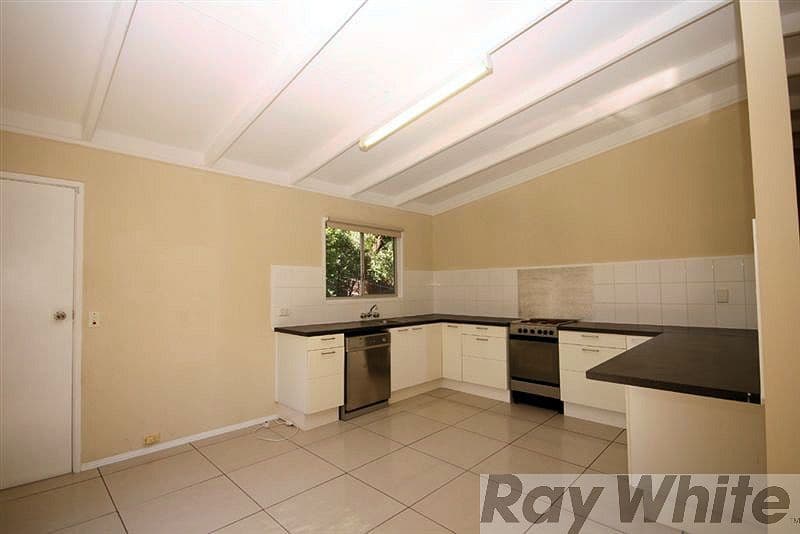 4 Omalley Street, BUNDAMBA QLD 4304, Bundamba - Thumbnail 4
