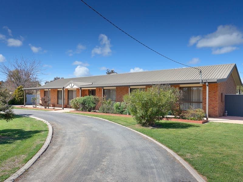 150-152 Hoddle Street, HOWLONG NSW 2643, Howlong - Image 1