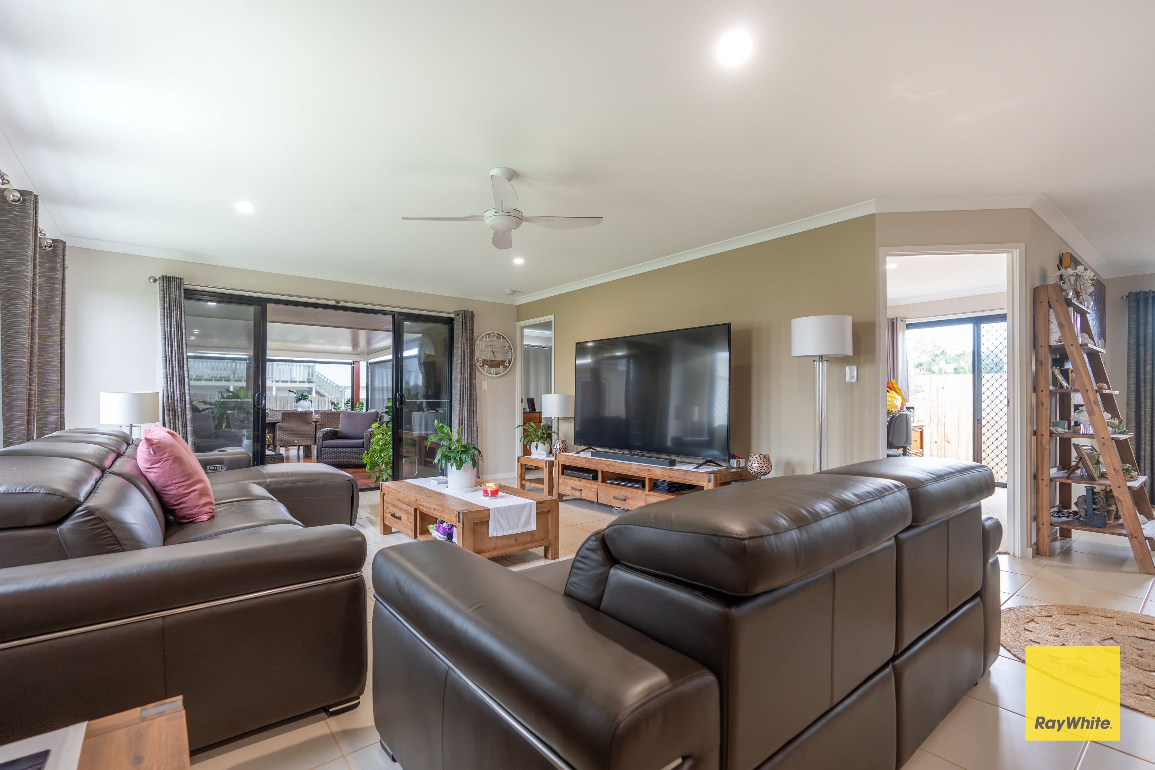 11 Burley Road, Innes Park QLD 4670, Innes Park - Thumbnail 8
