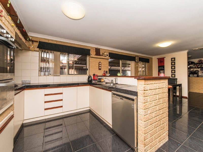 14 Summer Hill Place, Warnbro WA 6169, Warnbro - Thumbnail 8