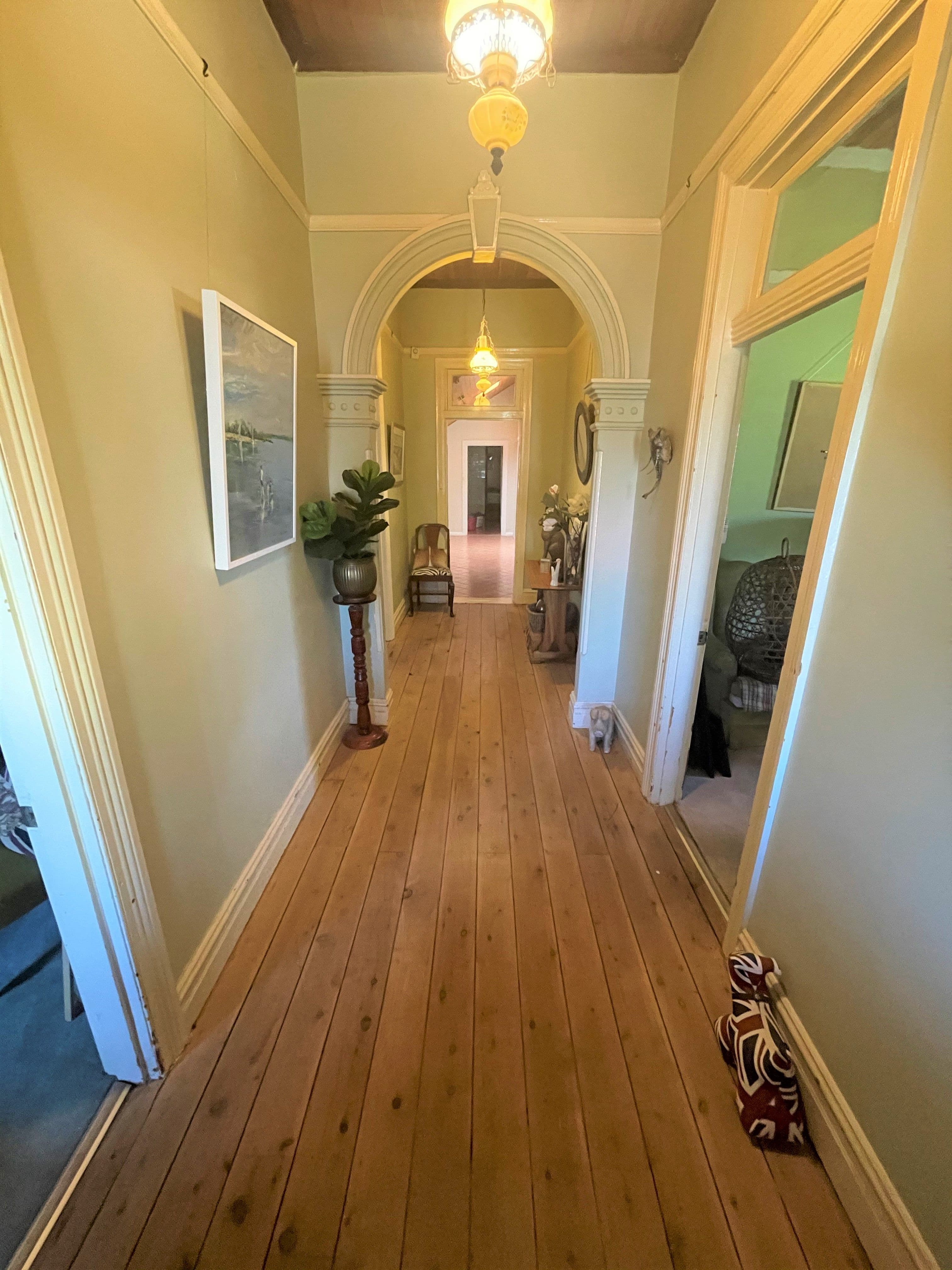 39 McLerie Street, Young NSW 2594, Young - Thumbnail 2
