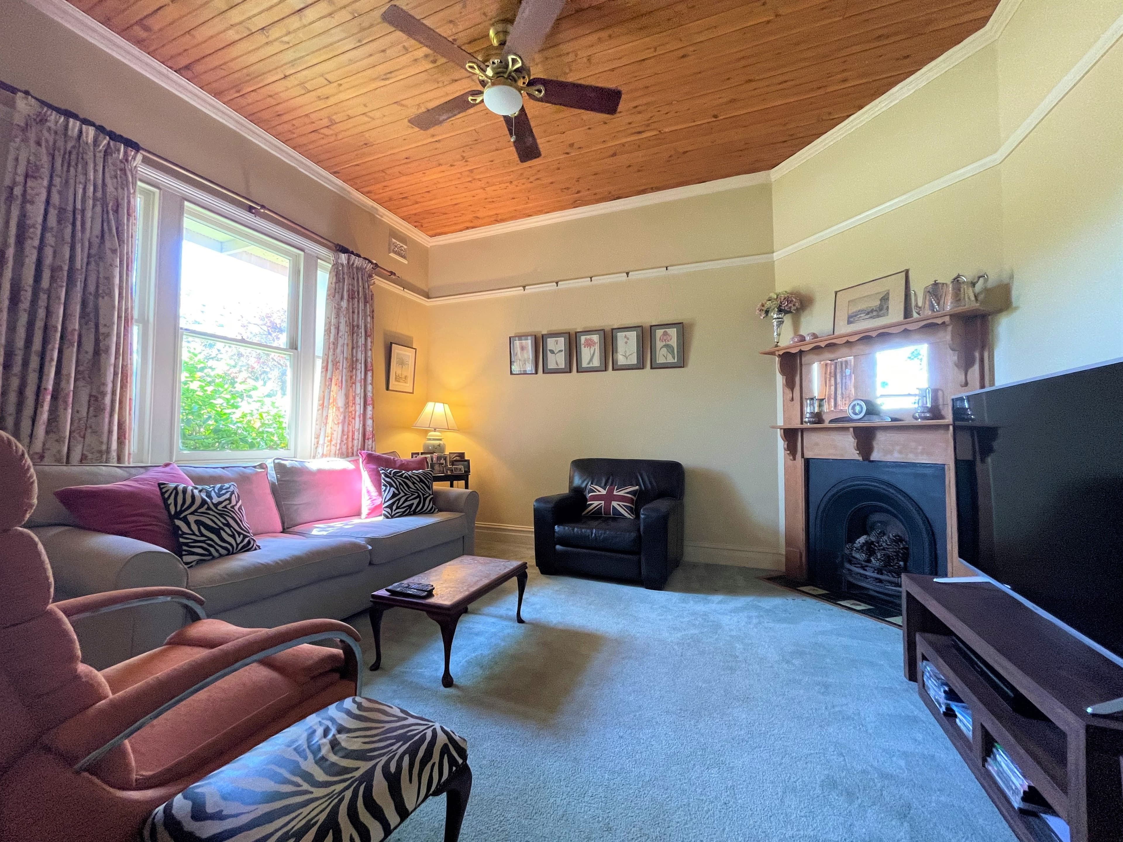 39 McLerie Street, Young NSW 2594, Young - Thumbnail 3