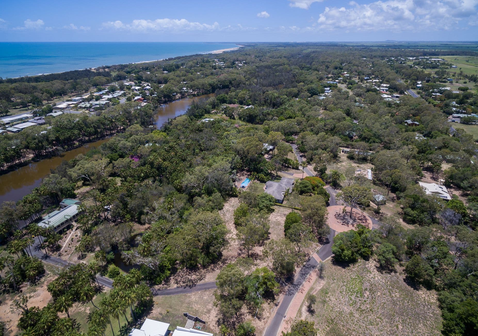 21 Woodlands Lane, Moore Park Beach QLD 4670, Moore Park Beach - Thumbnail 5