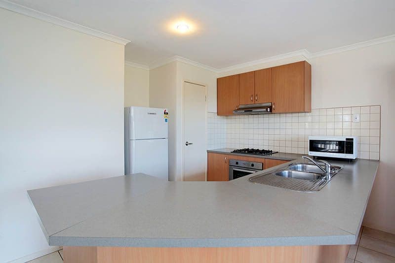 41 Tandara Circuit, MELTON WEST VIC 3337, Melton West - Thumbnail 2