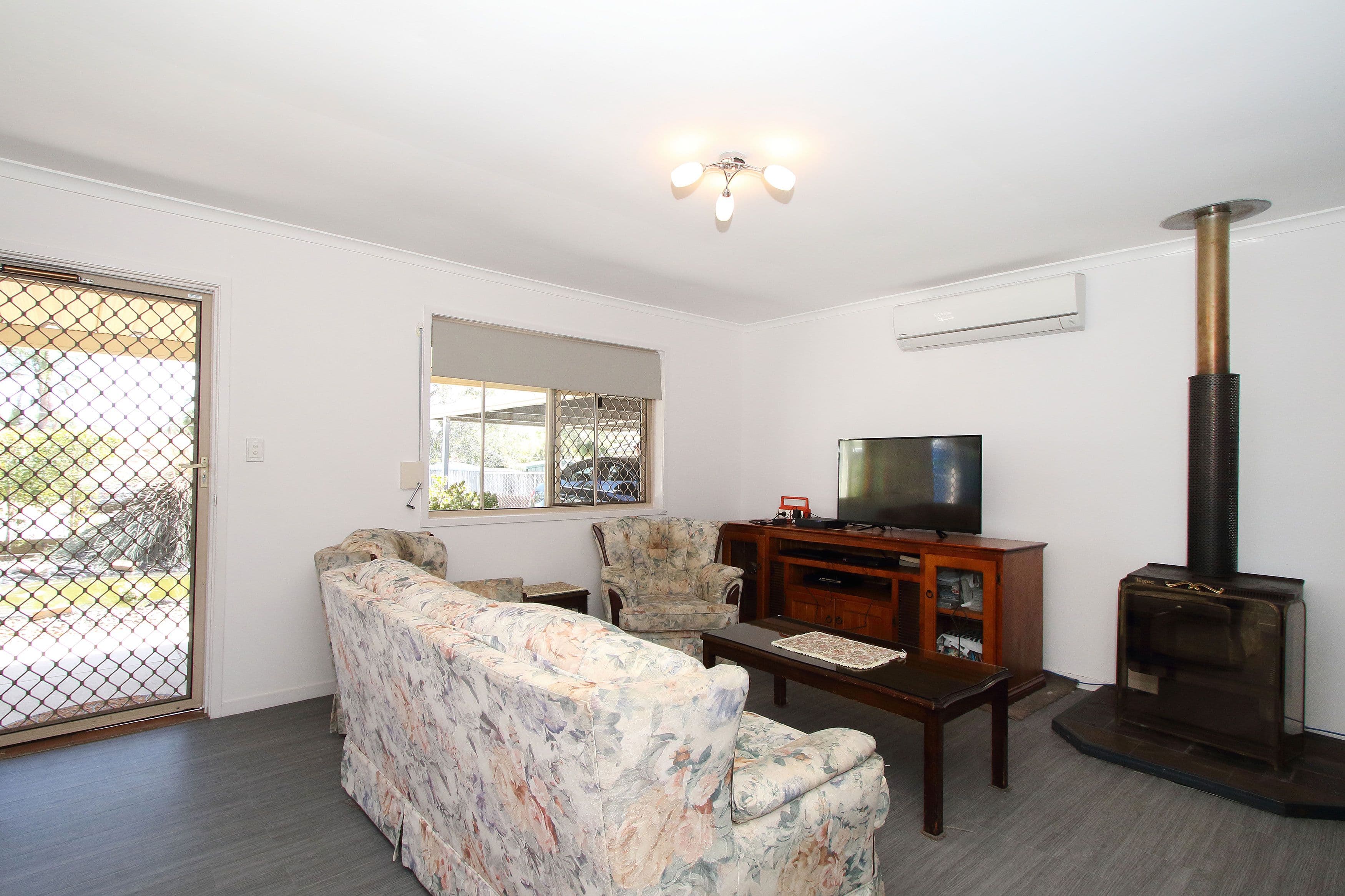 1 Battersby Street, One Mile QLD 4305, One Mile - Thumbnail 5